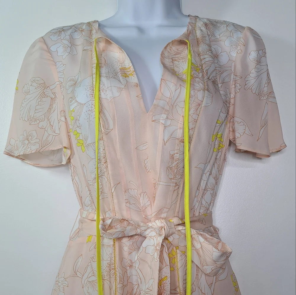 Reiss Carlotta Short Flutter Sleeve Dress in Blush Size US 4 - Picture 9 of 16